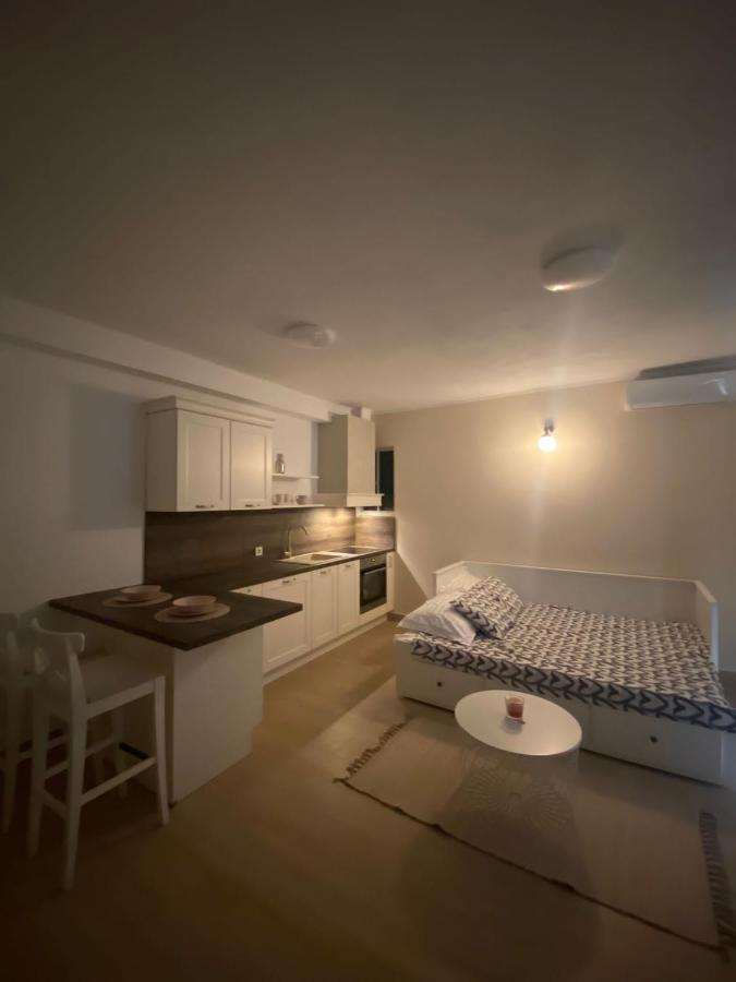 Apartmani Cvita Nevidane Ngoại thất bức ảnh